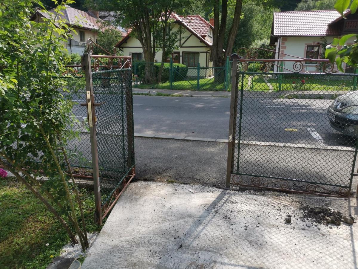 Casa Bunicilor Sinaia Βίλα Εξωτερικό φωτογραφία
